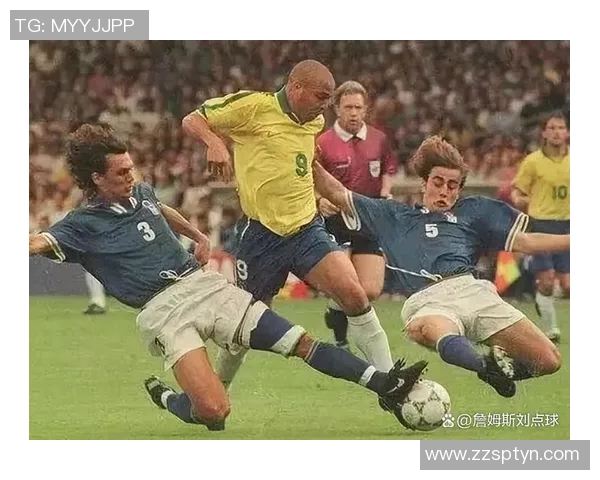 足球明星精彩过人技巧集锦带你领略足球魅力与技术的完美结合 足球明星精彩过人技巧集锦带你领略足球魅力与技术的完美结合