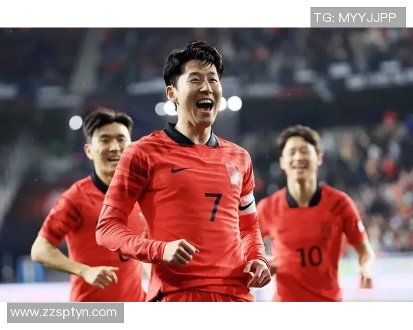 韩国足球明星齐聚盛典展现风采助力足球发展活动精彩纷呈 韩国足球明星齐聚盛典展现风采助力足球发展活动精彩纷呈