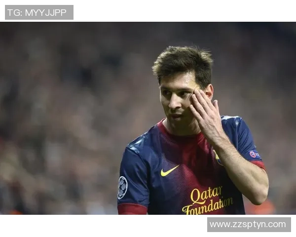 足球明星手部特写高清图片展示展现运动魅力与个性风采